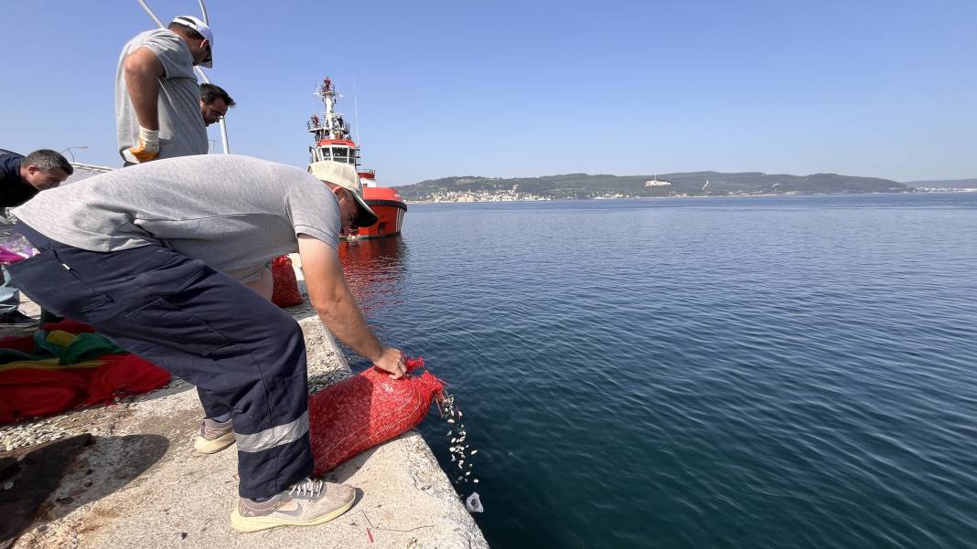 Kamyonette 100 çuval içinde 3 ton kum şırlanı ele geçirildi 30